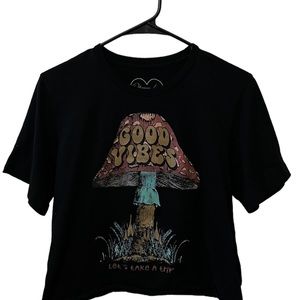 Obsessive love “good vibes” mushroom crop top